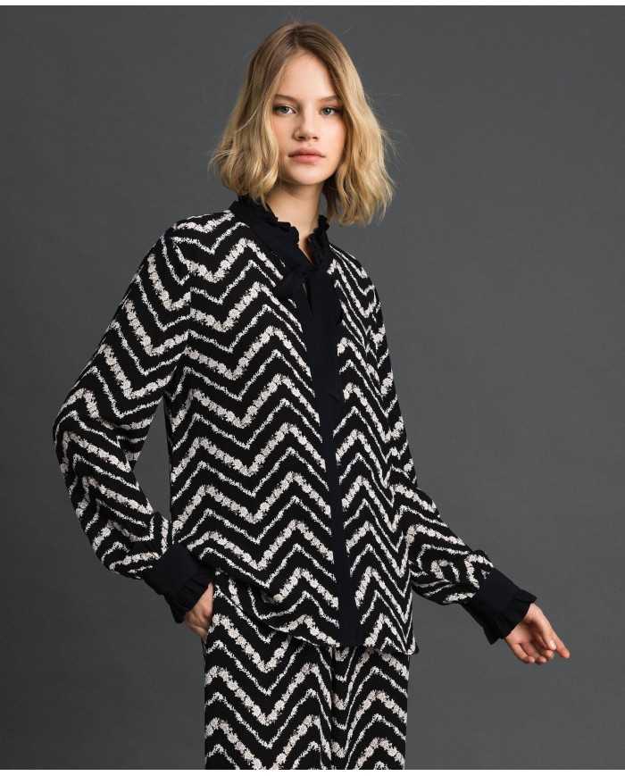 TWINSET Camicia Donna A-TI Crepe Floreale Fusciacca Bottoni Bianca ... TWINSET Camicia Donna A-TI Crepe Floreale Fusciacca Bottoni Bianca ...