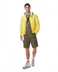 giacca a vento iris giallo da uomo con logo e scudo logata | BLAUER