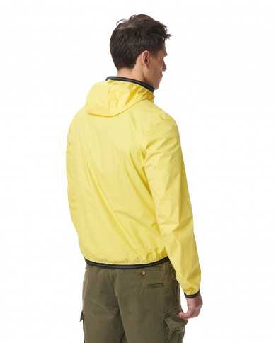 giacca a vento iris giallo da uomo con logo e scudo logata | BLAUER