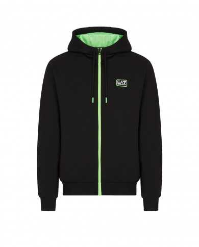 felpa nera a uomo con interno verde fluo e logo con scritta | EA7