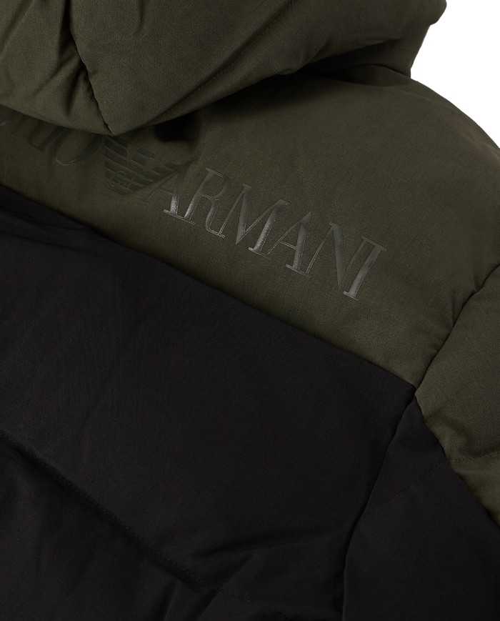 giacca bicolor imbottita nera da uomo con logo esteso sul retro | EA7