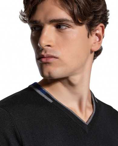 PEUTEREY Maglia Uomo Dencom 01 A-ES Maglioncino V Lana Slim Nero Ve... PEUTEREY Maglia Uomo Dencom 01 A-ES Maglioncino V Lana Slim Nero Ve...