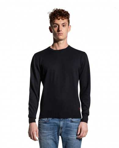 maglia blu grafite da uomo con logo ricamato in basso | PEUTEREY