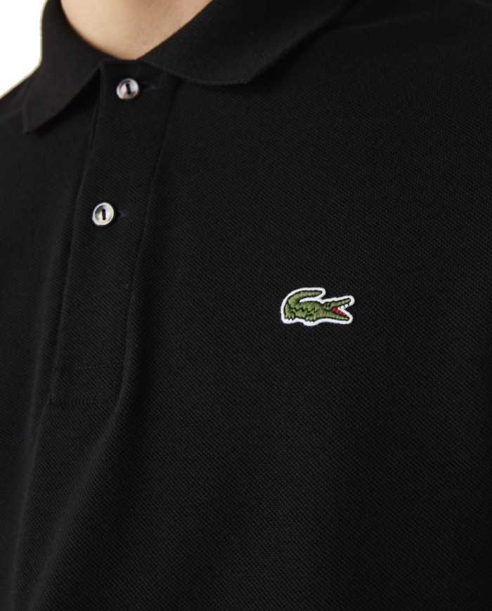 polo nera da uomo con coccodrillo ricamato sul petto | LACOSTE