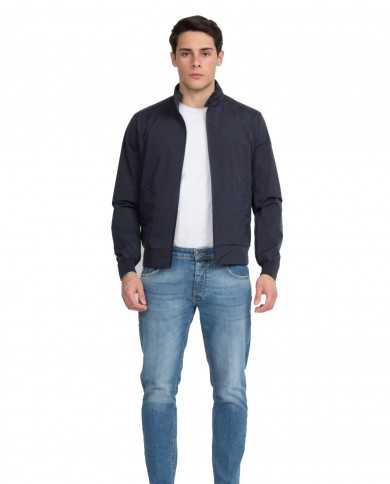 giacca impermeabile deep blue con colletto alto e bottoni | MUSEUM giacca impermeabile deep blue con colletto alto e bottoni | MUSEUM