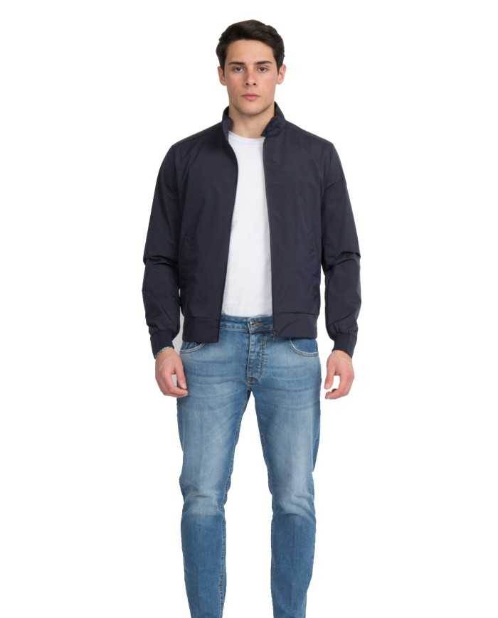 giacca impermeabile deep blue con colletto alto e bottoni | MUSEUM giacca impermeabile deep blue con colletto alto e bottoni | MUSEUM
