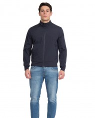 giacca impermeabile deep blue con colletto alto e bottoni | MUSEUM