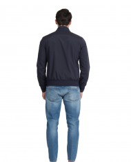 giacca impermeabile deep blue con colletto alto e bottoni | MUSEUM