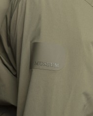 giacca impermeabile stone grey con colletto alto e bottoni | MUSEUM