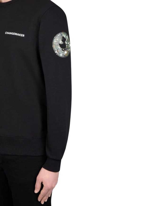 felpa nera da uomo con scritta e logo camouflage | SAVE THE DUCK