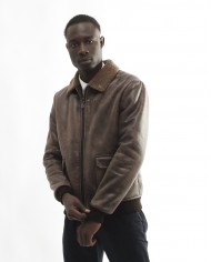 cappotto nero da uomo con colletto in pile ed effetto usurato | BOB cappotto nero da uomo con colletto in pile ed effetto usurato | BOB