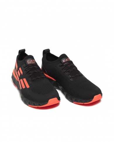 sneakers nero da uomo con dettagli e logo arancio fluo | EA7