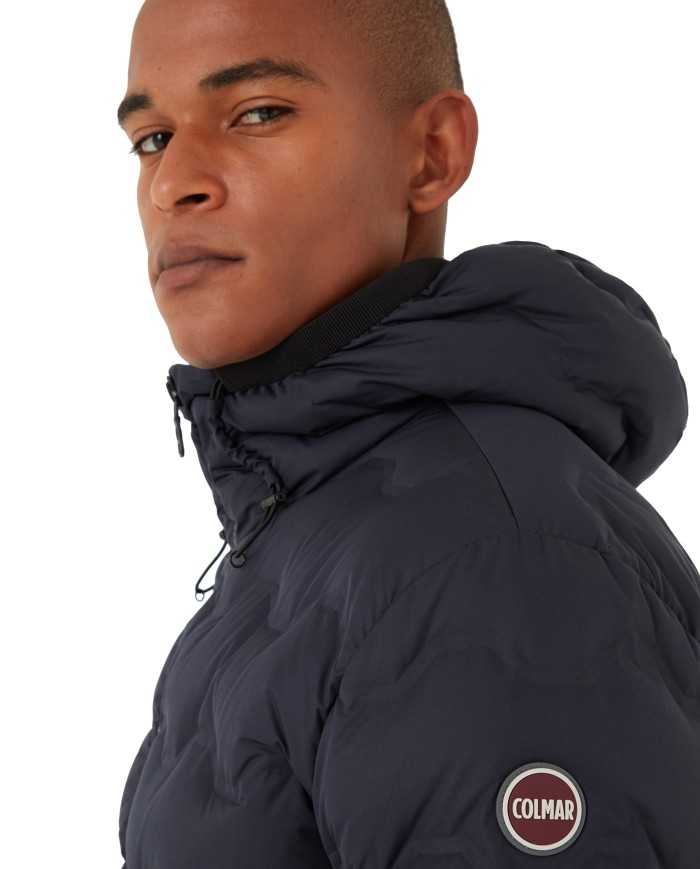 piumino navy da uomo trapuntato a onde in Teflon con loghi | COLMAR