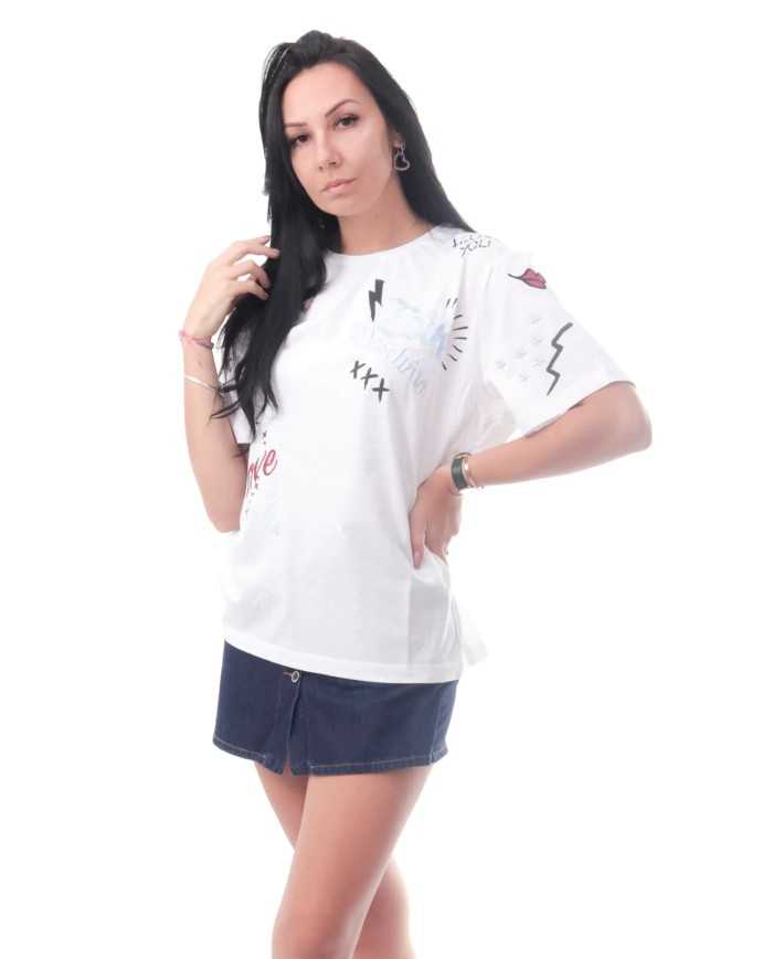 t-shirt bianco ottico da donna con disegni ricamati | LOVE MOSCHINO t-shirt bianco ottico da donna con disegni ricamati | LOVE MOSCHINO