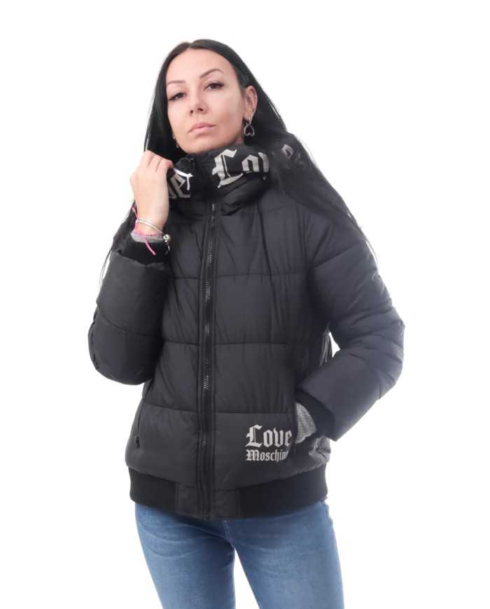 piumino celeste da donna con collo alto e logo gotico | LOVE MOSCHINO piumino celeste da donna con collo alto e logo gotico | LOVE MOSCHINO