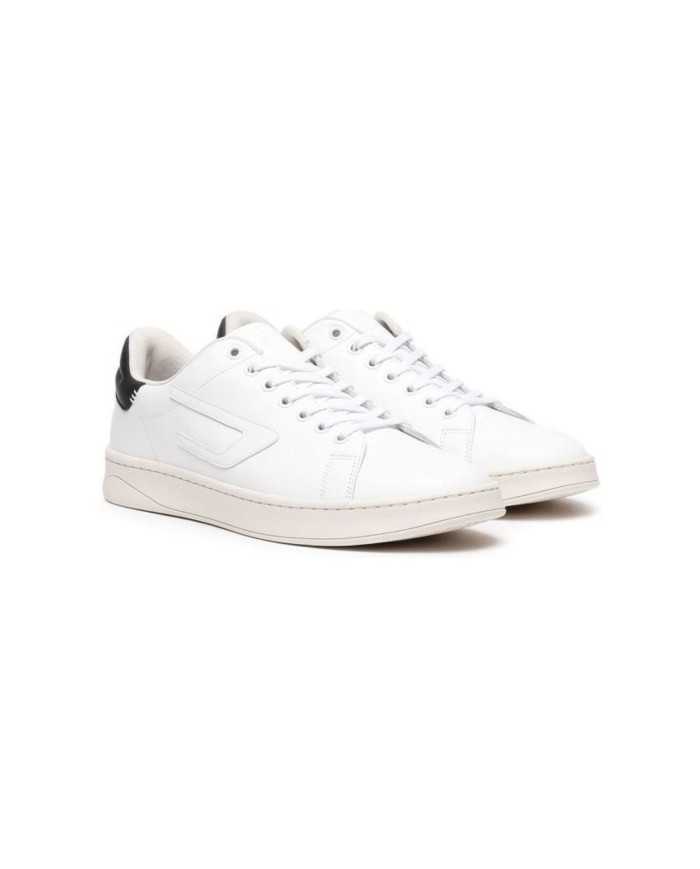 sneakers bianche e nere da uomo con patch logata sul lato | DIESEL sneakers bianche e nere da uomo con patch logata sul lato | DIESEL