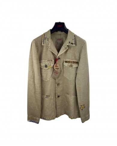 giacca sabbia da uomo con dettagli ricamati e stemma logato | BOB giacca sabbia da uomo con dettagli ricamati e stemma logato | BOB