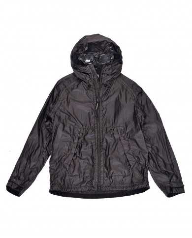 giubbino waterproof nera da uomo con lenti logate | C.P. COMPANY giubbino waterproof nera da uomo con lenti logate | C.P. COMPANY