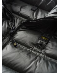 gilet tiglio selvatico da uomo imbottito in piuma con logo | BLAUER