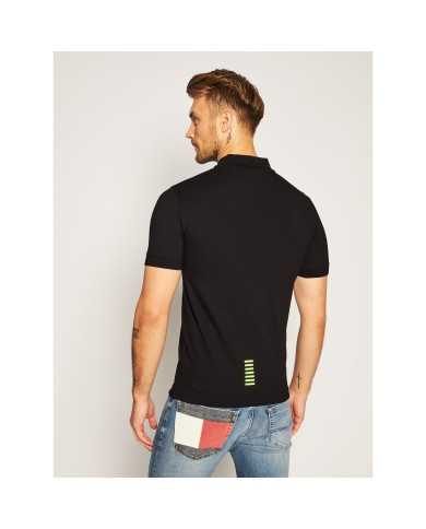 polo nera da uomo con logo patch applicato sul petto | EA7 polo nera da uomo con logo patch applicato sul petto | EA7