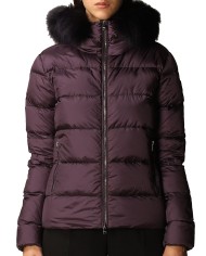 piumino blackberry da uomo con pelliccia folta su cappuccio | MUSEUM piumino blackberry da uomo con pelliccia folta su cappuccio | MUSEUM