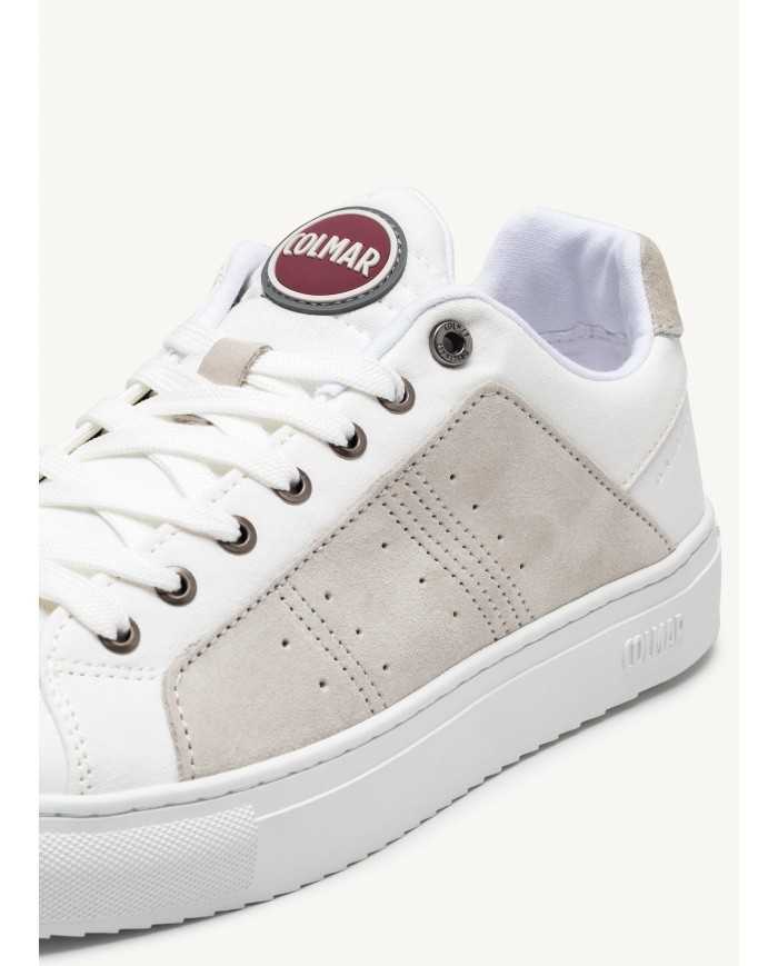sneakers white da uomo con dettagli forati e linguetta logata | COLMAR