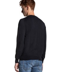 maglia blue grafite da uomo con logo ricamato sul fondo | PEUTEREY