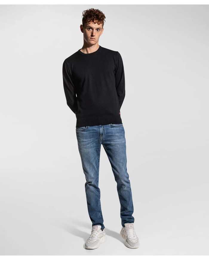 maglia blue grafite da uomo con logo ricamo in contrasto | PEUTEREY maglia blue grafite da uomo con logo ricamo in contrasto | PEUTEREY