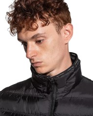 piumino nero da uomo a collo alo con nastro portalogo | COLMAR piumino nero da uomo a collo alo con nastro portalogo | COLMAR