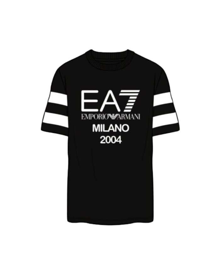 t-shirt nera da uomo con logo in contrasto e scritta MILANO 2004 | EA7 t-shirt nera da uomo con logo in contrasto e scritta MILANO 2004 | EA7