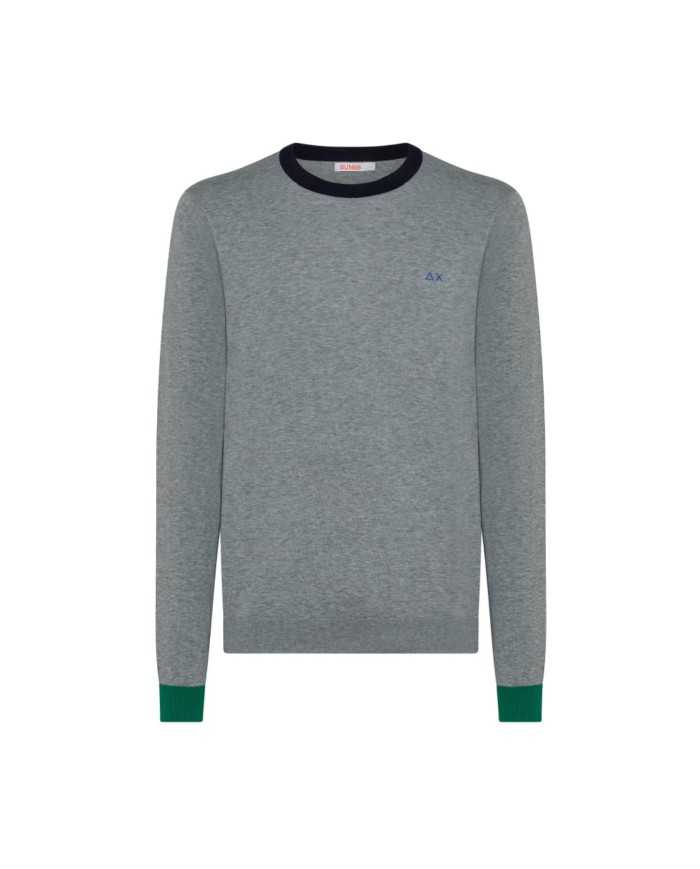 maglia grigio medio da uomo con girocollo e toppe in contrasto | SUN68 maglia grigio medio da uomo con girocollo e toppe in contrasto | SUN68