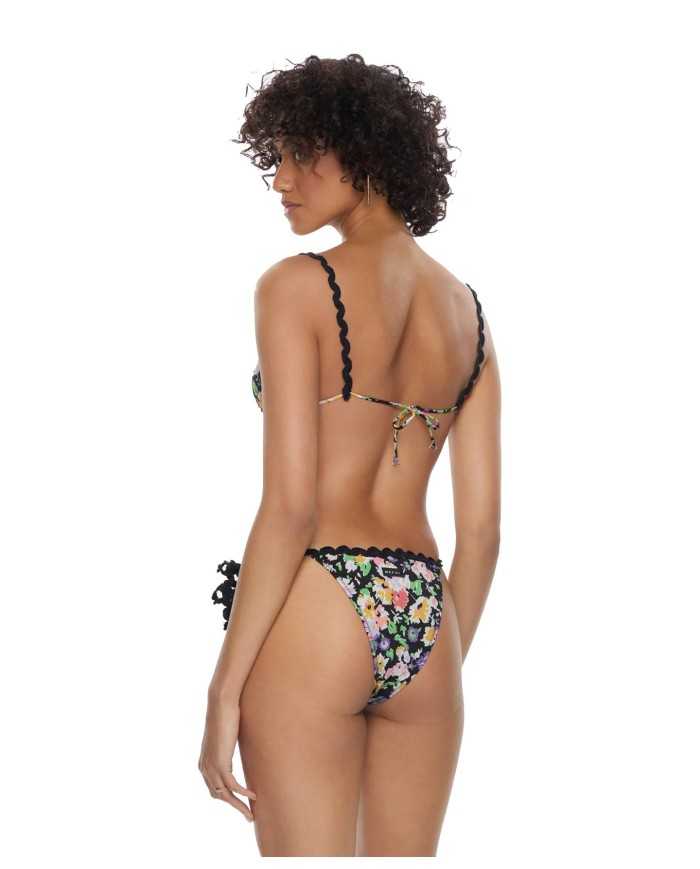 bikini da donna con fantasia floreale e passamaneria crochet | ME FUI