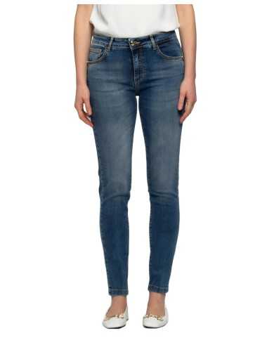jeans slim denim chiaro da donna con tasche | KOCCA jeans slim denim chiaro da donna con tasche | KOCCA
