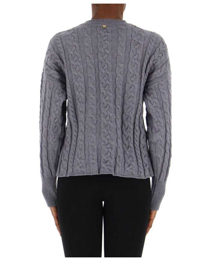 maglia grigia da donna con logo in targhetta cucita | PINKO