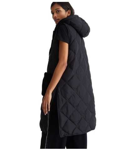 gilet lungo nero da donna con logo in alto a destra | LIU JO gilet lungo nero da donna con logo in alto a destra | LIU JO