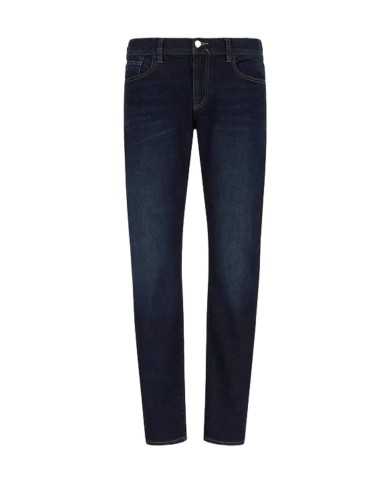 jeans indigo da uomo con salpa ed etichetta su retro | ARMANI EXCHANGE jeans indigo da uomo con salpa ed etichetta su retro | ARMANI EXCHANGE