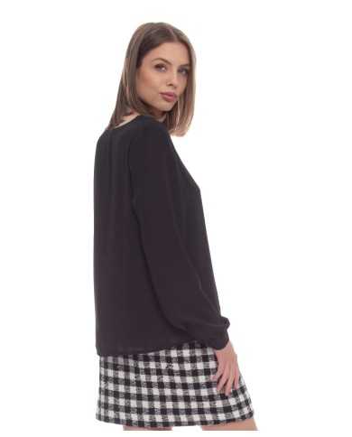 blusa nera da donna con scollo a V e dettagli brillanti | KOCCA blusa nera da donna con scollo a V e dettagli brillanti | KOCCA