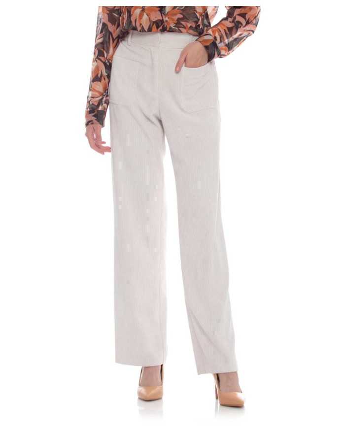 pantalone burro vaniglia da donna con design basic a costine | KOCCA pantalone burro vaniglia da donna con design basic a costine | KOCCA