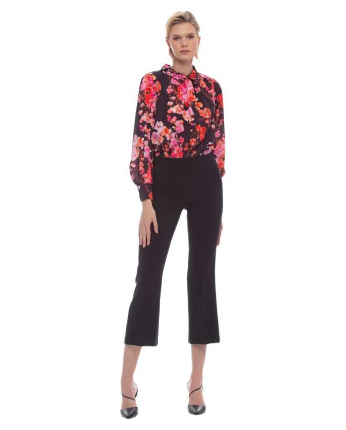 pantalone dritto nero da donna con piega su gamba | KOCCA pantalone dritto nero da donna con piega su gamba | KOCCA