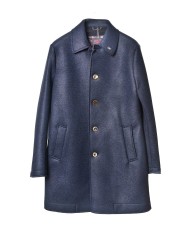 cappotto lungo blu da uomo pendaglio logato su risvolto | BOB cappotto lungo blu da uomo pendaglio logato su risvolto | BOB