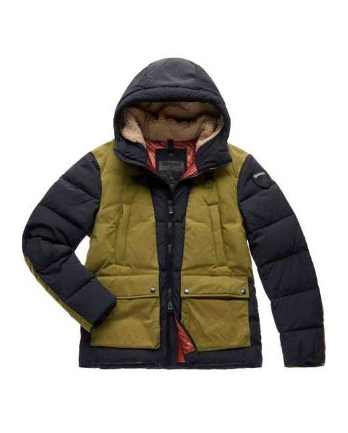 piumino nero da uomo con dettaglio in contrasto stile gilet | BLAUER piumino nero da uomo con dettaglio in contrasto stile gilet | BLAUER