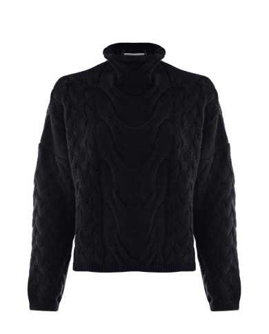 maglia nera da donna con pattern in rilievo e collo ad imbuto | KOCCA maglia nera da donna con pattern in rilievo e collo ad imbuto | KOCCA