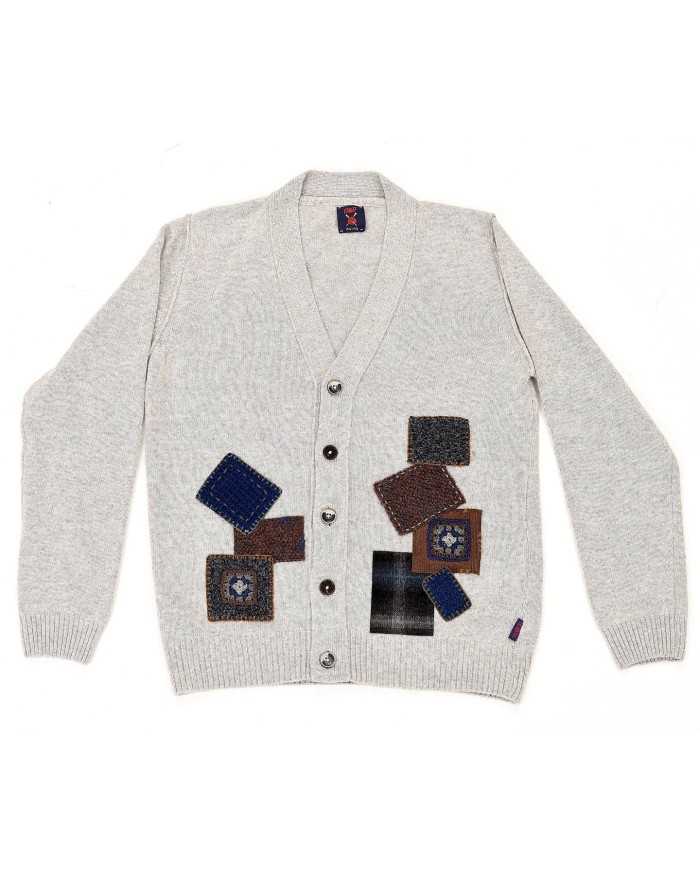 cardigan acciaio da uomo con PATCH ABBINATE e DETTAGLI RICAMATI | BOB cardigan acciaio da uomo con PATCH ABBINATE e DETTAGLI RICAMATI | BOB