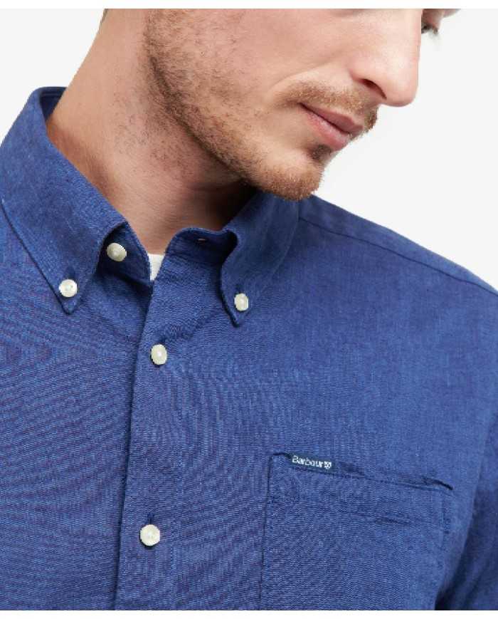 Camicia da uomo in misto lino indigo con tasca su petto | BARBOUR Camicia da uomo in misto lino indigo con tasca su petto | BARBOUR
