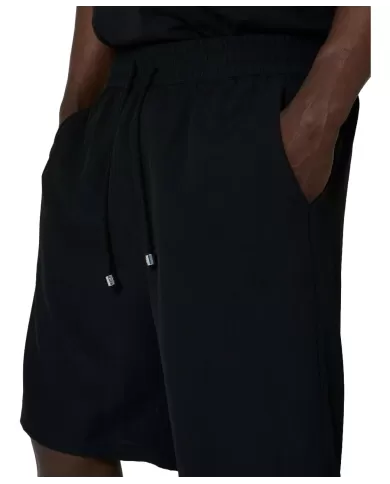 Bermuda uomo nere con coulisse e tasche ad ambo i lati | RICHMOND Bermuda uomo nere con coulisse e tasche ad ambo i lati | RICHMOND