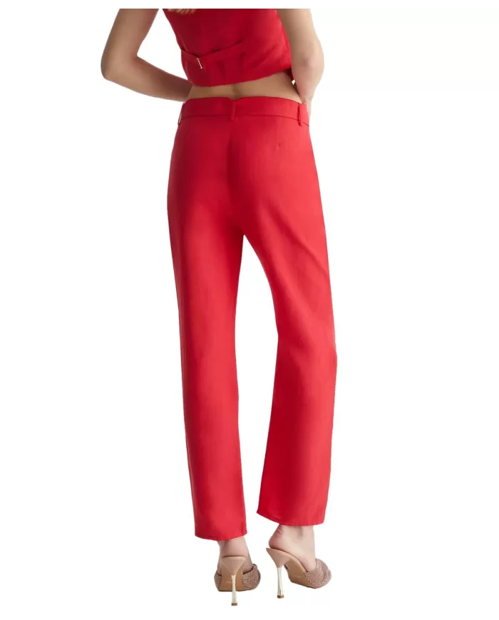 Pantalone a sigaretta donna cherry red con pendaglio logato | LIU JO Pantalone a sigaretta donna cherry red con pendaglio logato | LIU JO