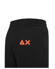 short nero da uomo con coulisse e dettagli in ricamo fluo | SUN68