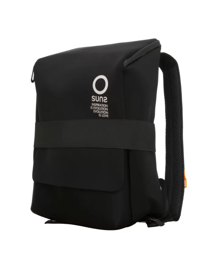 zaino nero da uomo con ZIP ANTISCIPPO e STAMPA LOGATA avanti | SUNS zaino nero da uomo con ZIP ANTISCIPPO e STAMPA LOGATA avanti | SUNS