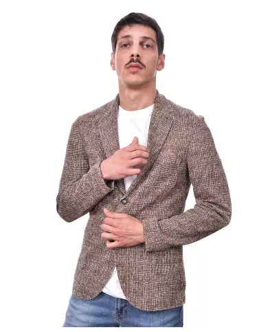 giacca blazer ruggine da uomo con pendaglio logato su risvolto | BOB giacca blazer ruggine da uomo con pendaglio logato su risvolto | BOB