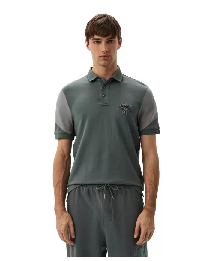 polo balsam green da uomo con motivo in contrasto | ARMANI EXCHANGE polo balsam green da uomo con motivo in contrasto | ARMANI EXCHANGE